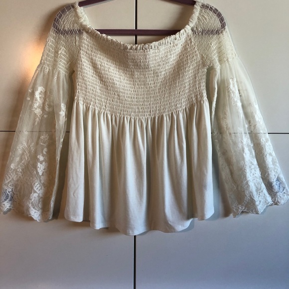 Xhilaration Angel Top - Picture 4 of 6